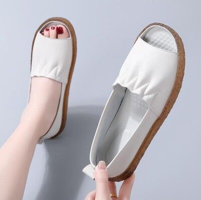 夏季單鞋女防滑軟底镂空透氣露趾輕便舒適孕婦護士鞋牛筋底小白鞋