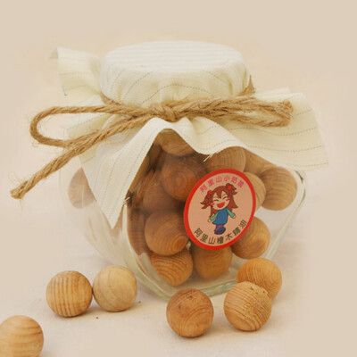 檜木球香氛罐 ： 選用台灣檜木球 ~ 森林芬多精,室内芳香 ! 送禮首選!